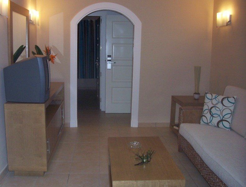 Apartamentos Livvo Puerto De Mogan Dış mekan fotoğraf